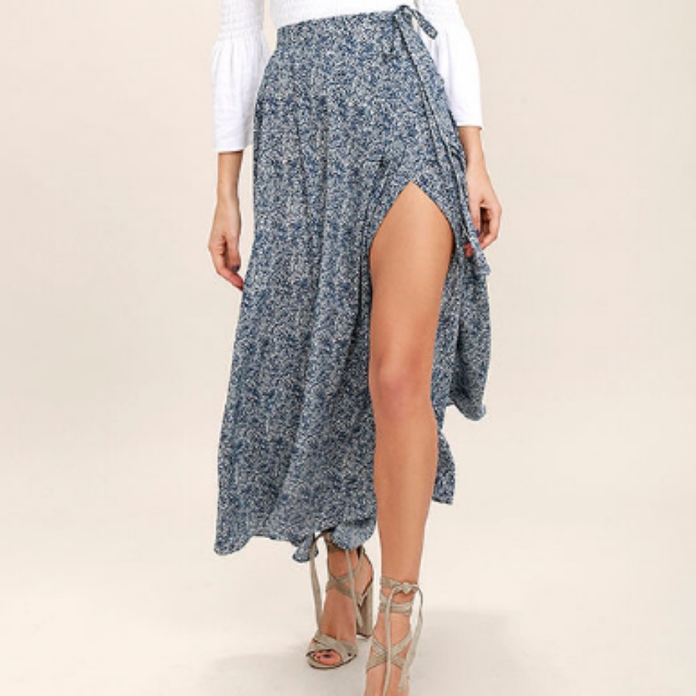 NWOT Lulu's Navy Wrap Maxi Skirt | X small